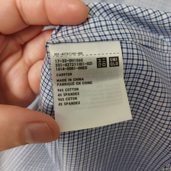NEW! Uniqlo button down shirt - Picture 7 of 7
